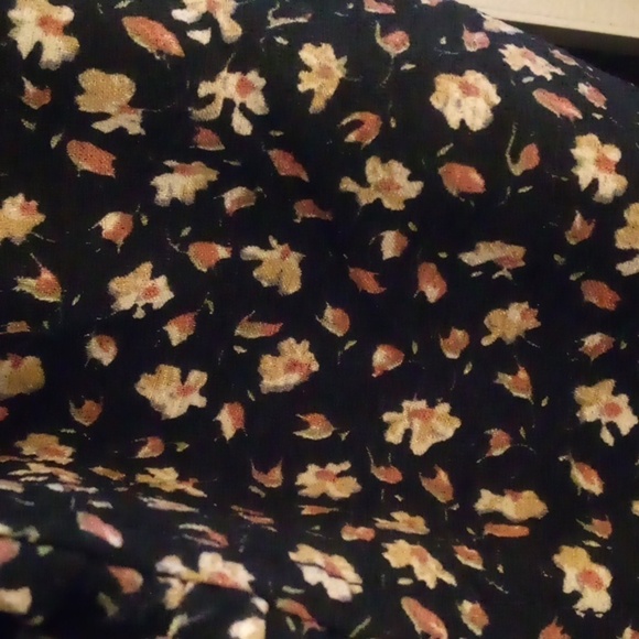 NWT - NIMIN High Waisted Smocked Casual Ruffled Floral Print Shorts with Pockets - Picture 8 of 9